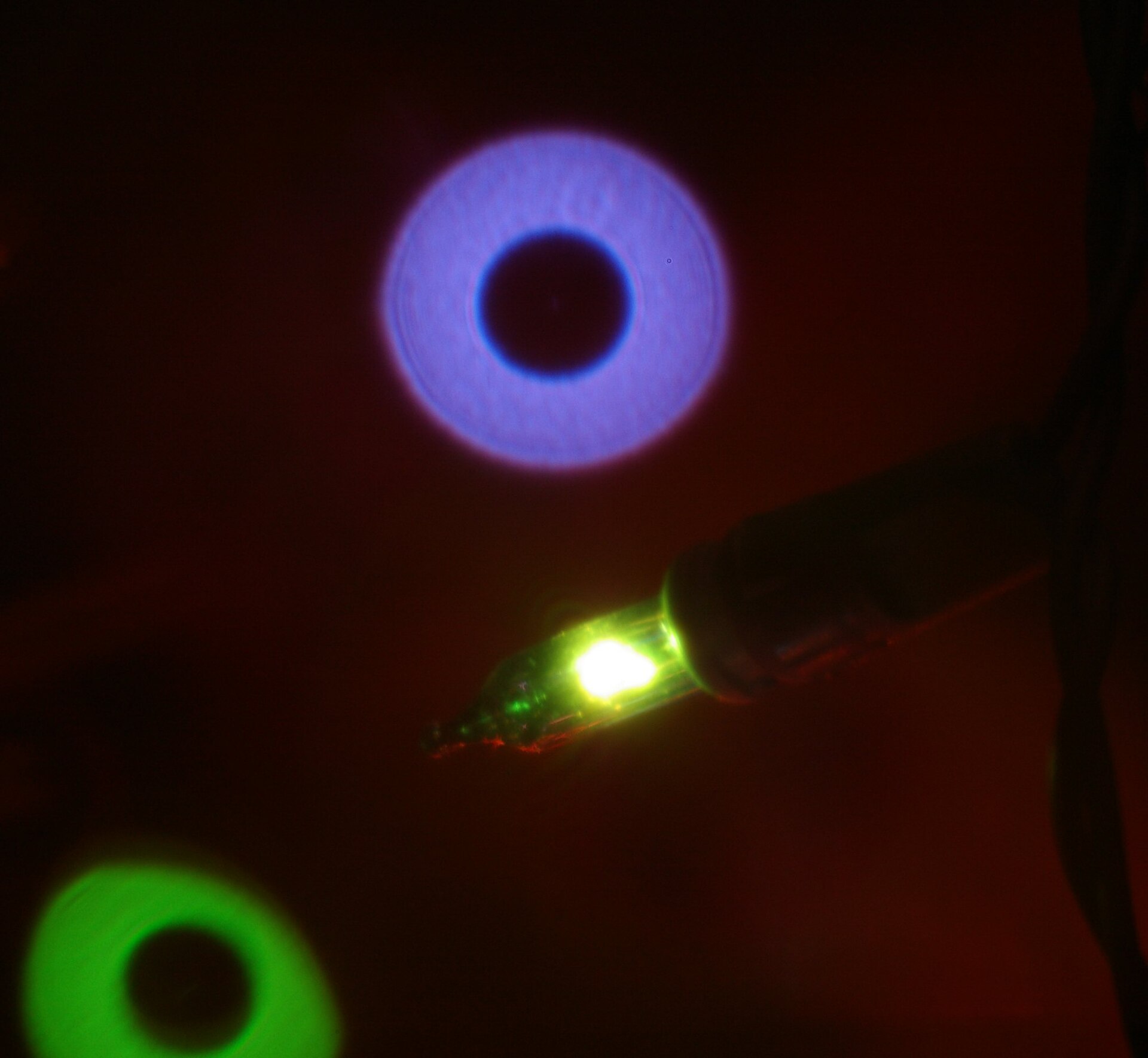 Spherical Lens Effect Bokeh Explained: Aperture Blades, Cat’s-Eye Bokeh, and How to Get ...