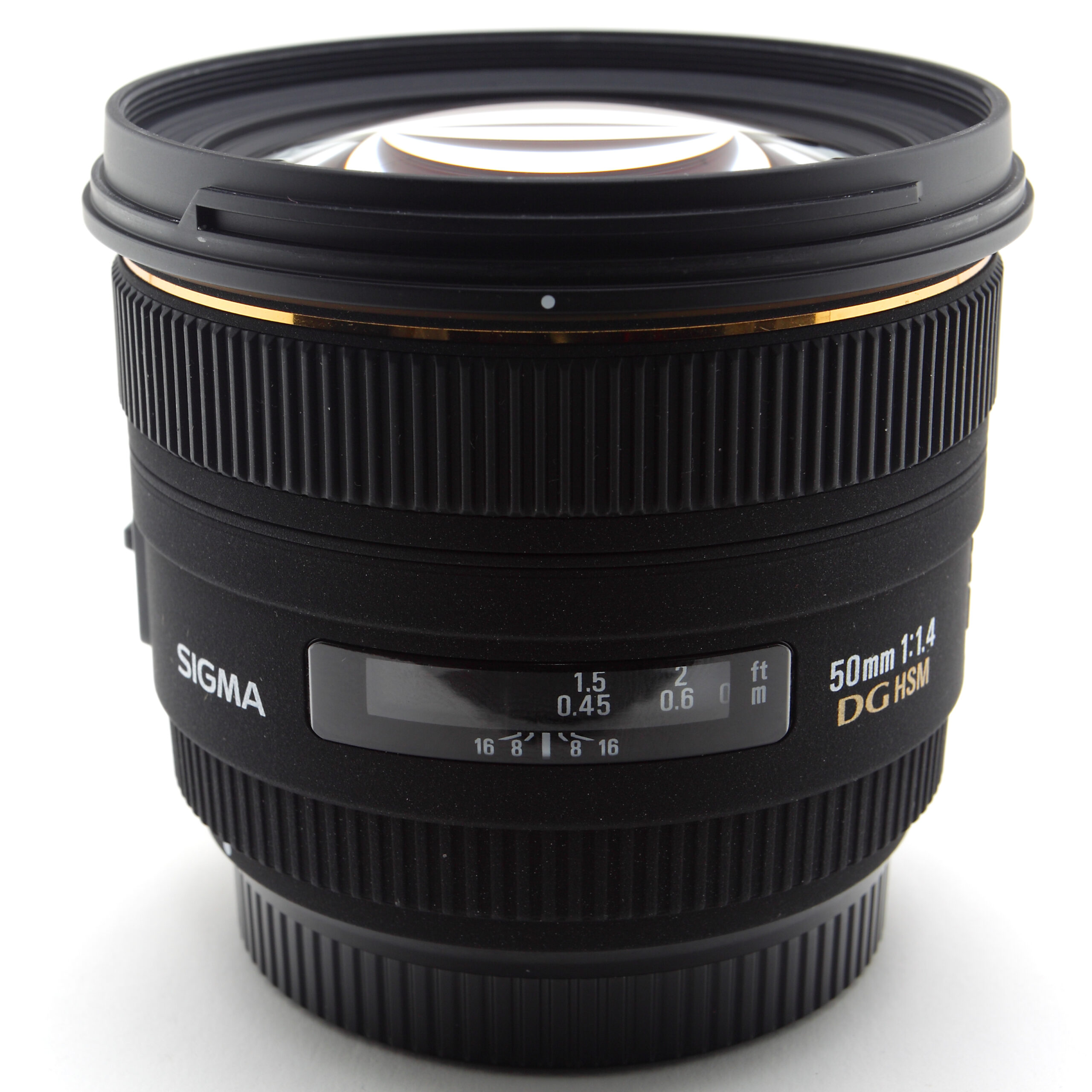 Sigma lens close-up